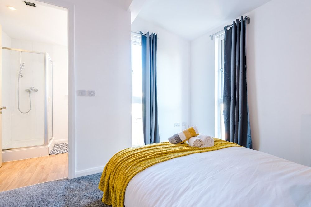 undefined 3 Bed House Manchester by MCR Dens 6