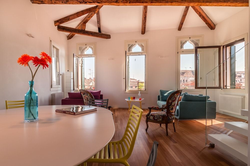 20 Windows on Venice Apartment, 3 Bedrooms 26