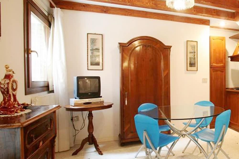 undefined Sunrise - WR Apartments 10