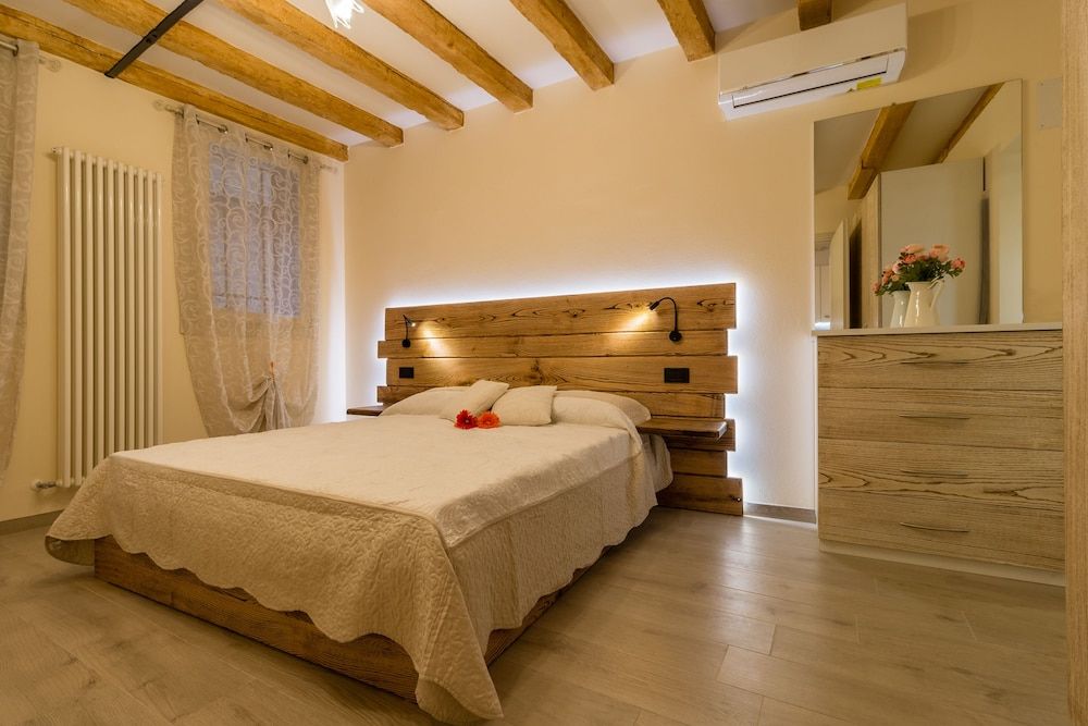 Bragora 3524 Between S. Marco & Biennale Apartment, 2 Bedrooms, 2 Bathrooms 5
