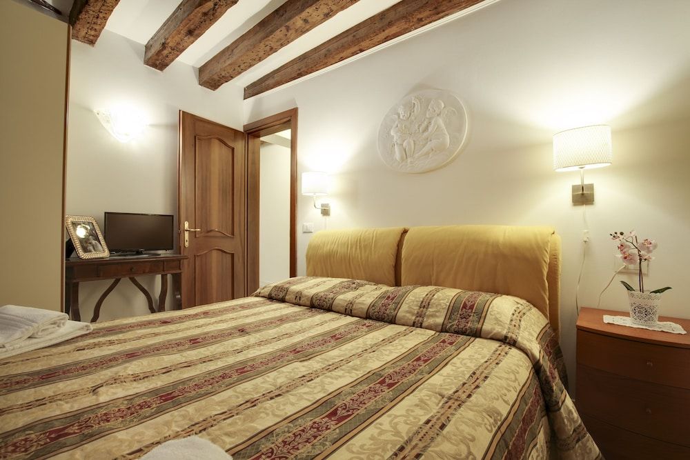 undefined Angels - WR Apartments 7