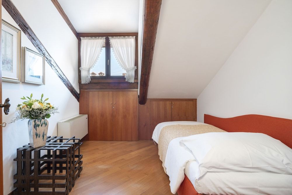 Ve.N.I.Ce Cera Angels's Attic Standard Apartment, 2 Bedrooms 5