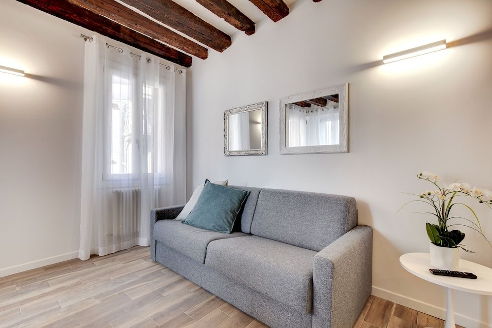 Laguna Apartments Near Giardini Biennale Apartment, 1 Bedroom Laguna Luxury 1 6