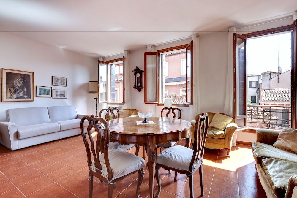 San Leonardo - WR Apartments Apartment, 2 Bedrooms 13