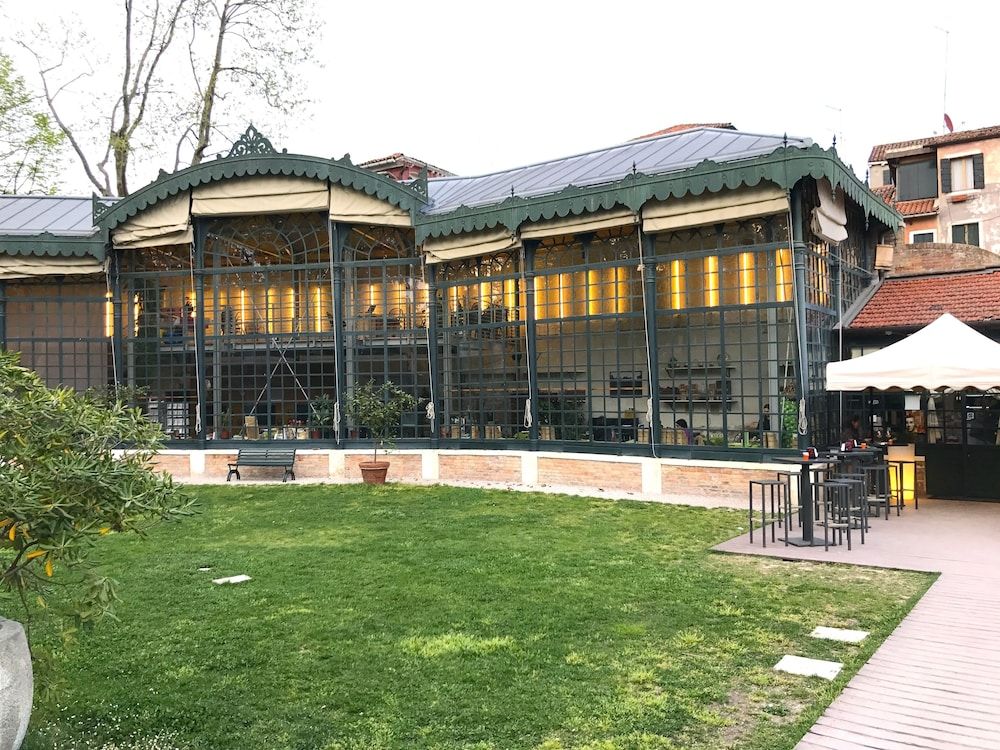 undefined Maison Valentina 2