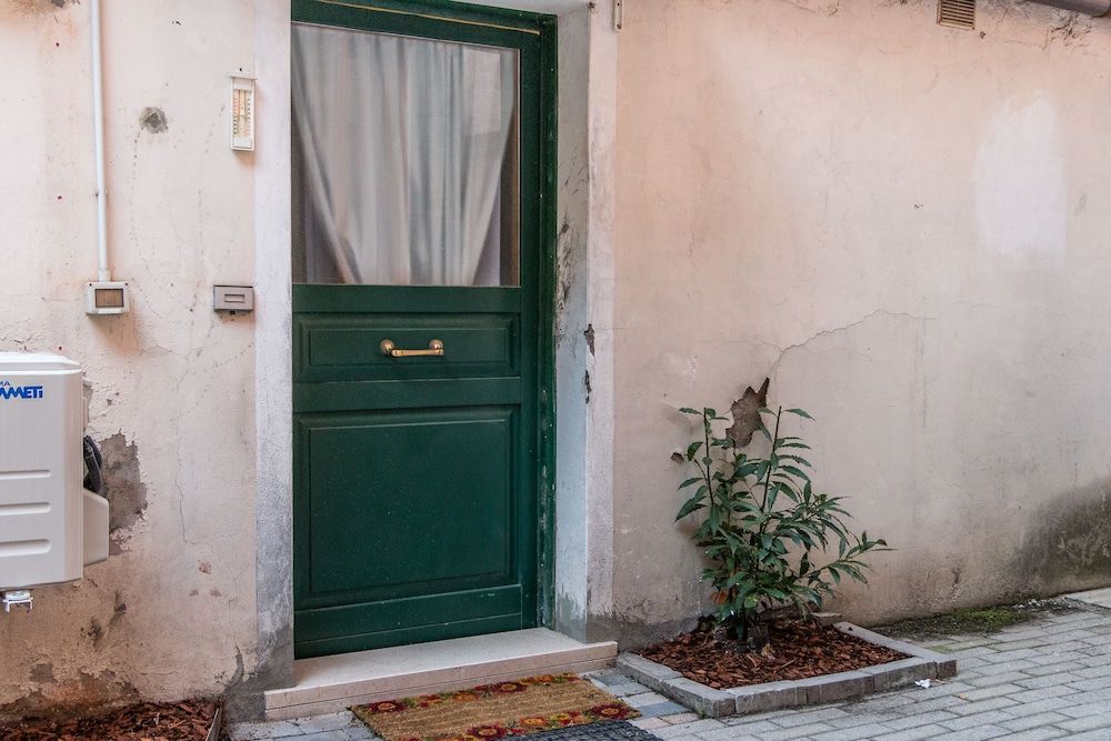 undefined The Love Hut by Santa Lucia Station