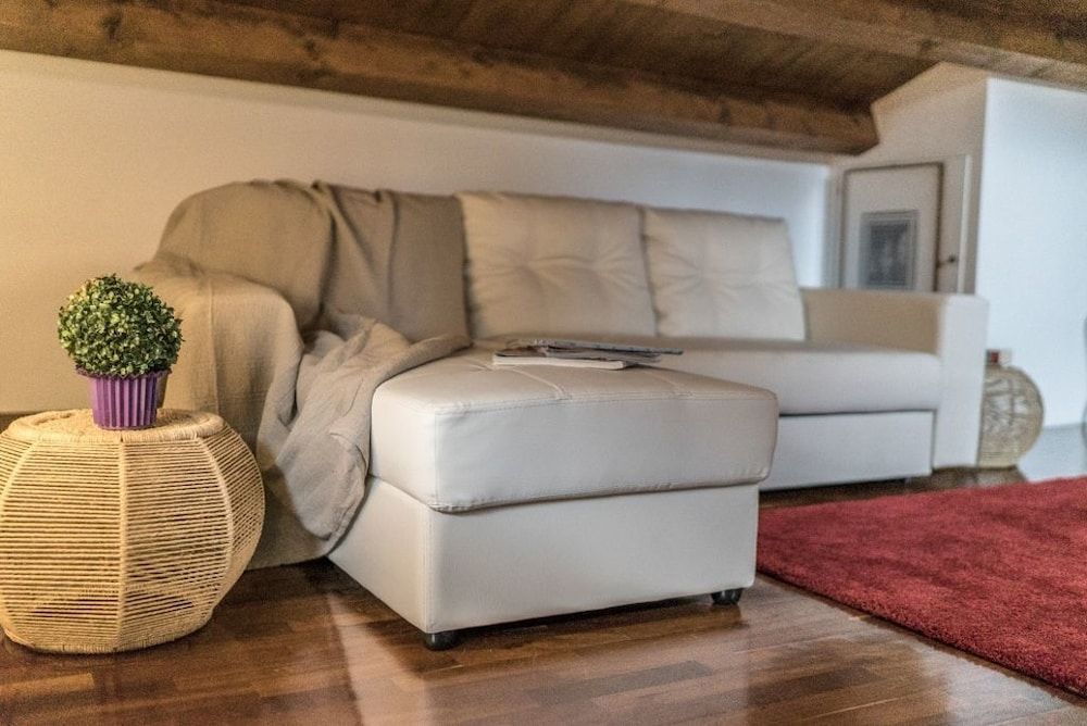 Mansarda Magritte Apartment, 2 Bedrooms 9