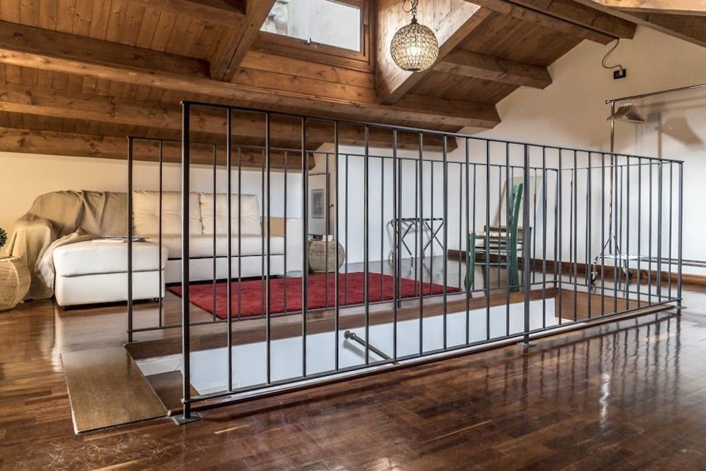 Mansarda Magritte Apartment, 2 Bedrooms 5