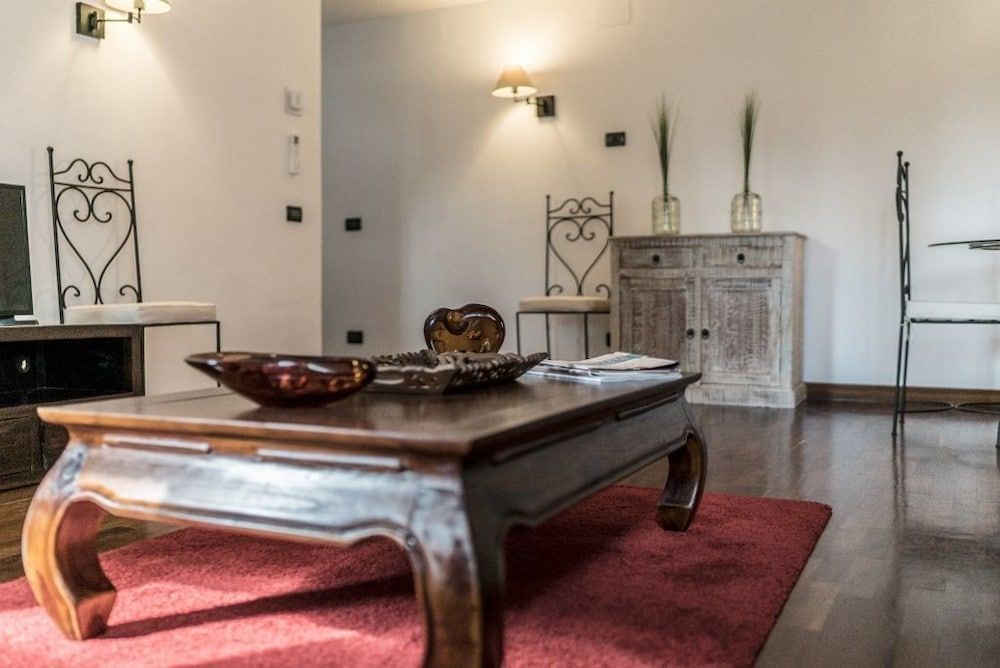 Mansarda Magritte Apartment, 2 Bedrooms 4