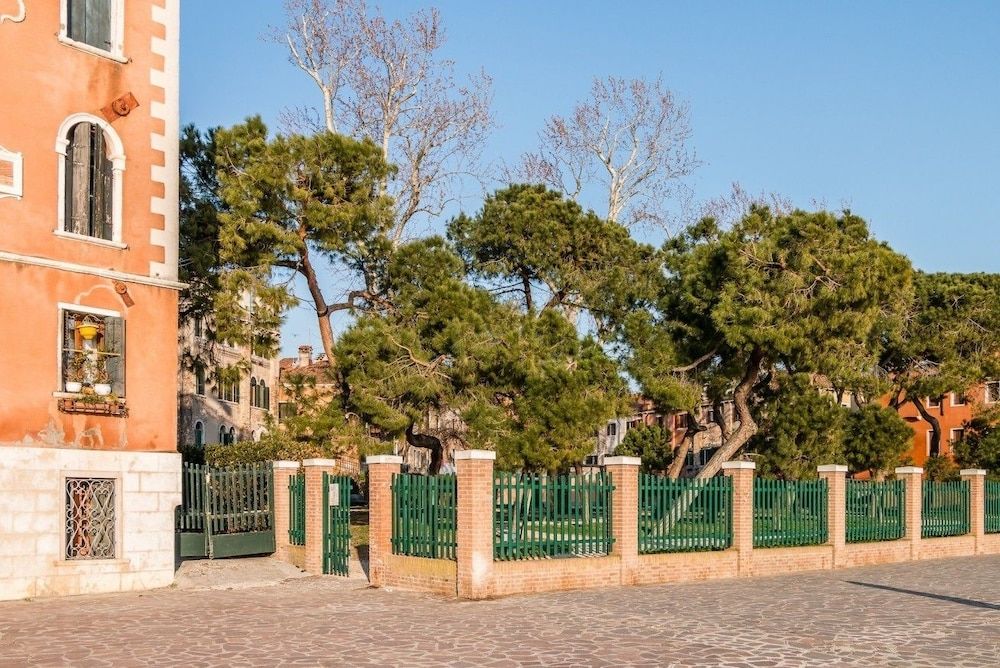 undefined Biennale 1585 10