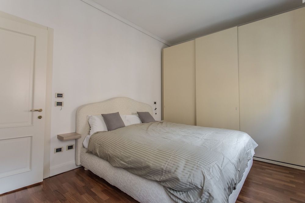 undefined Venezia - San Pantalon 3700 2