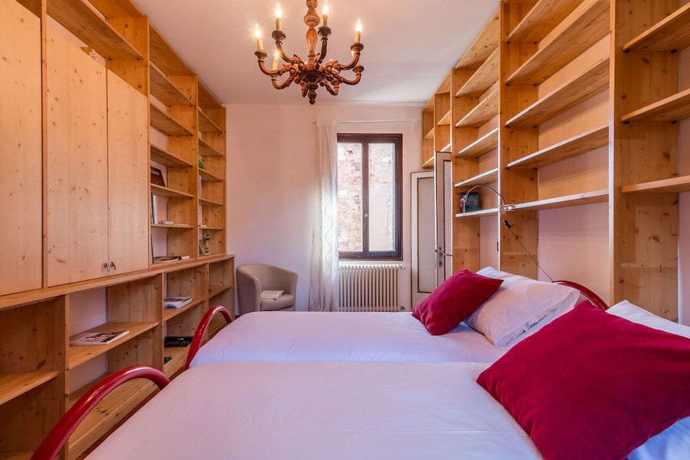 undefined Arsenale 2352 Home Library by Biennale 9