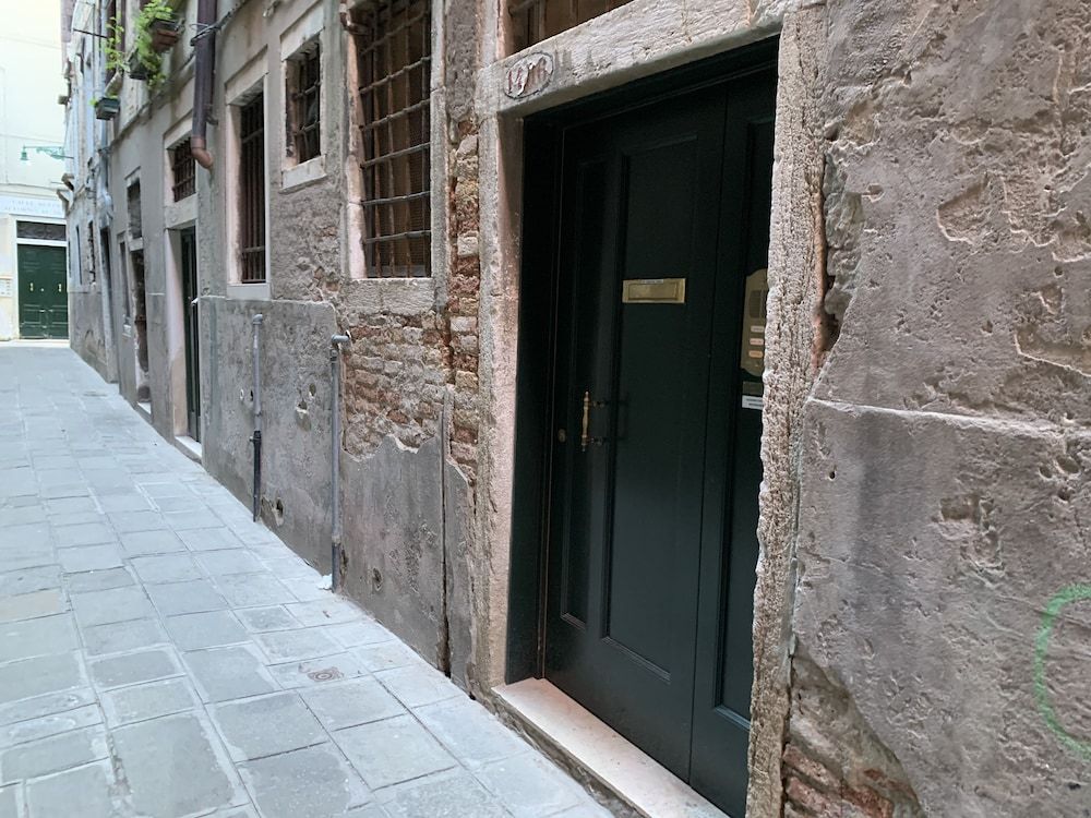 undefined Grimaldi Apartments - Casa di Emma 2