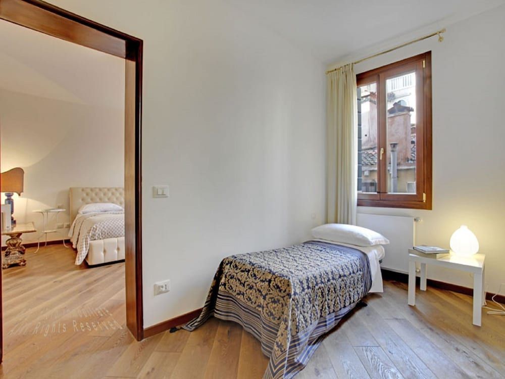 undefined Grimaldi Apartments  - Scala Reale 5