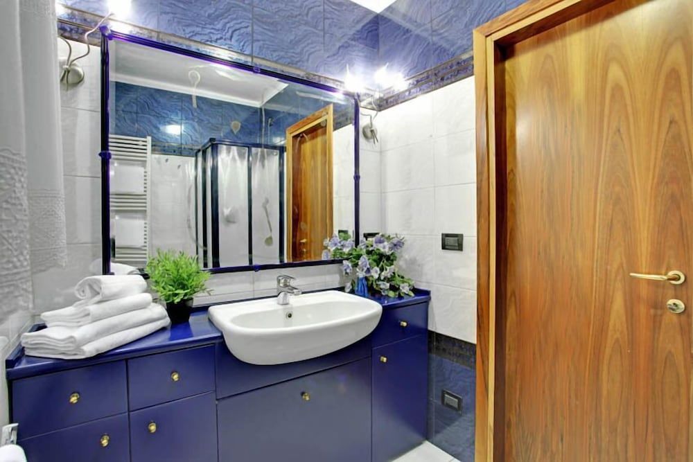 undefined Grimaldi Apartments - Elena 10