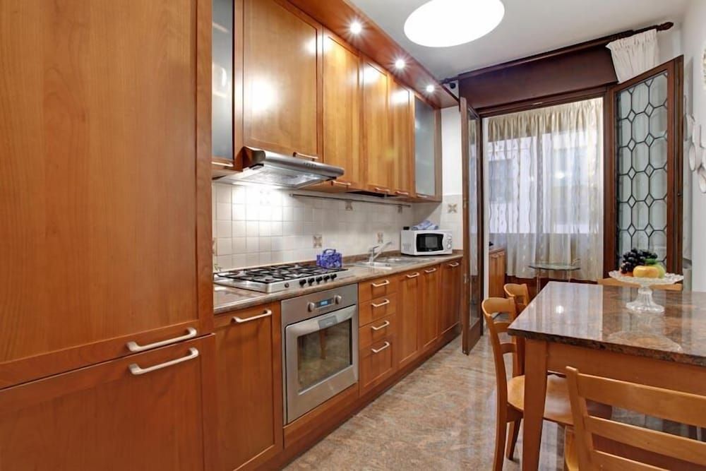 undefined Grimaldi Apartments - Elena 6