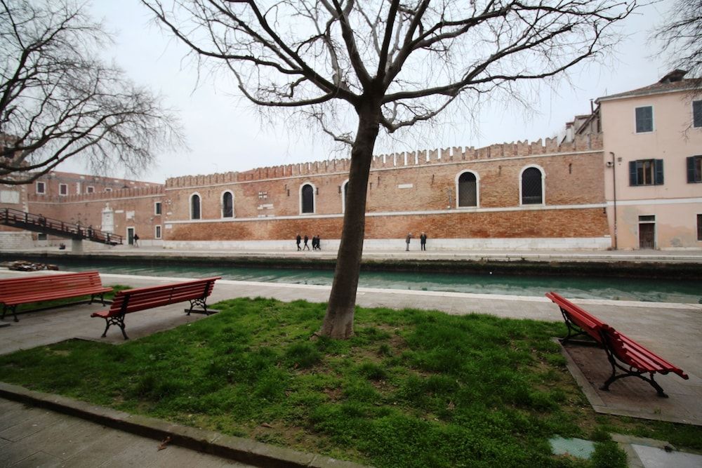 undefined Venezianamente - Casa dei Leoni Canal 2