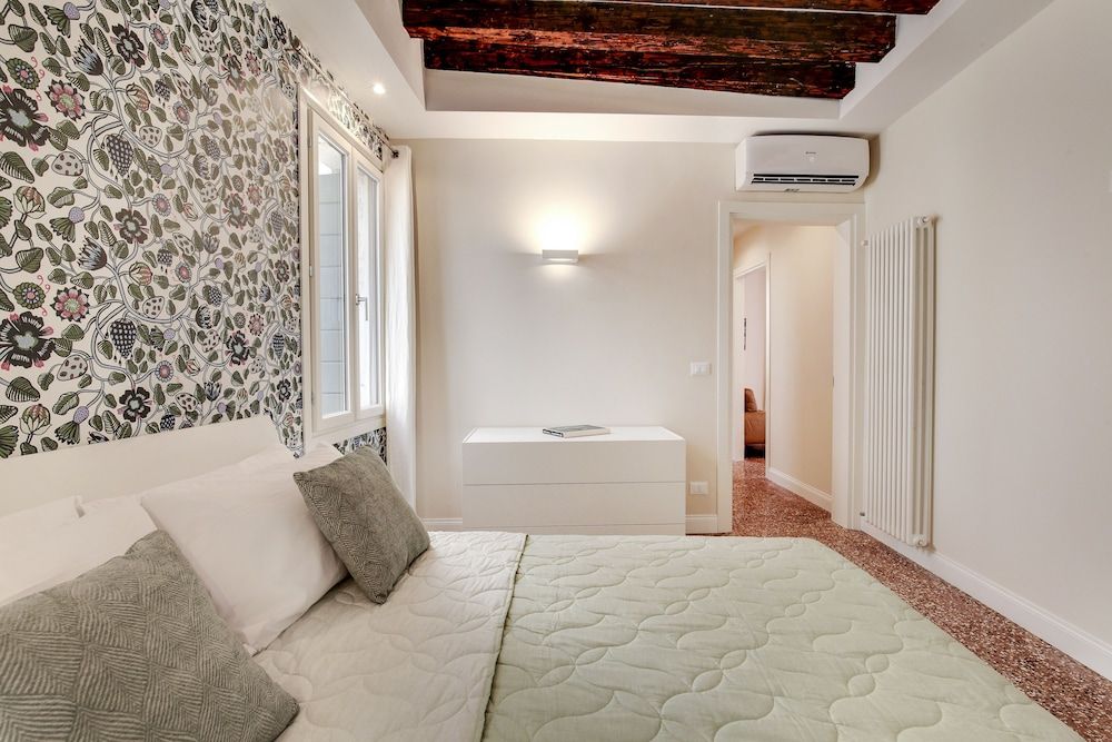 undefined Rugabella Rialto 10