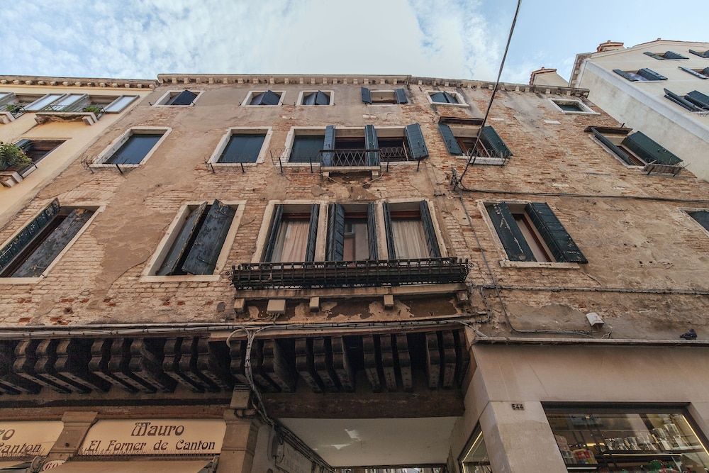 undefined Rugabella Rialto 2