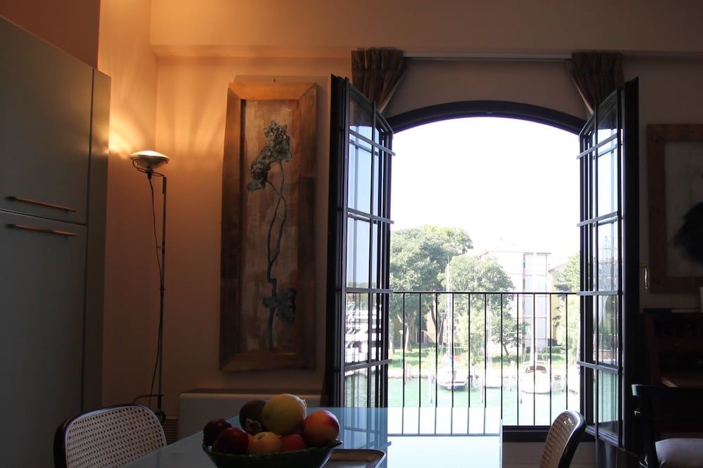 Giudecca Apartment View Apartment, 1 Bedroom, Canal View 13