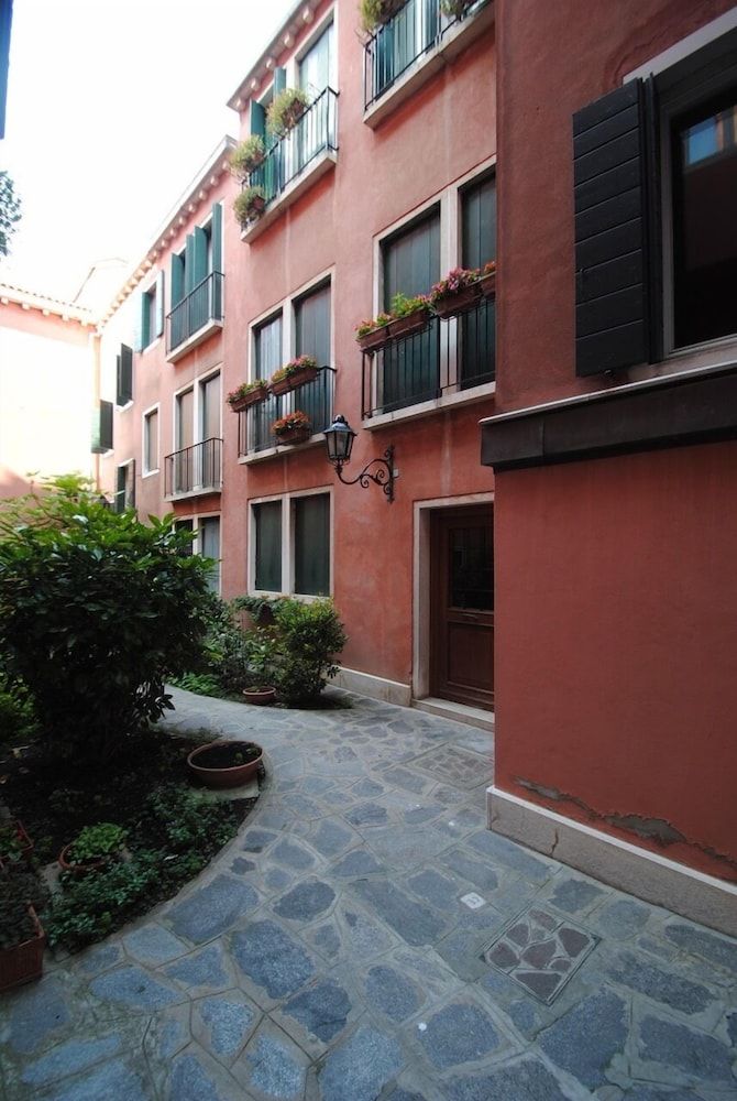 undefined Giudecca Garden 4