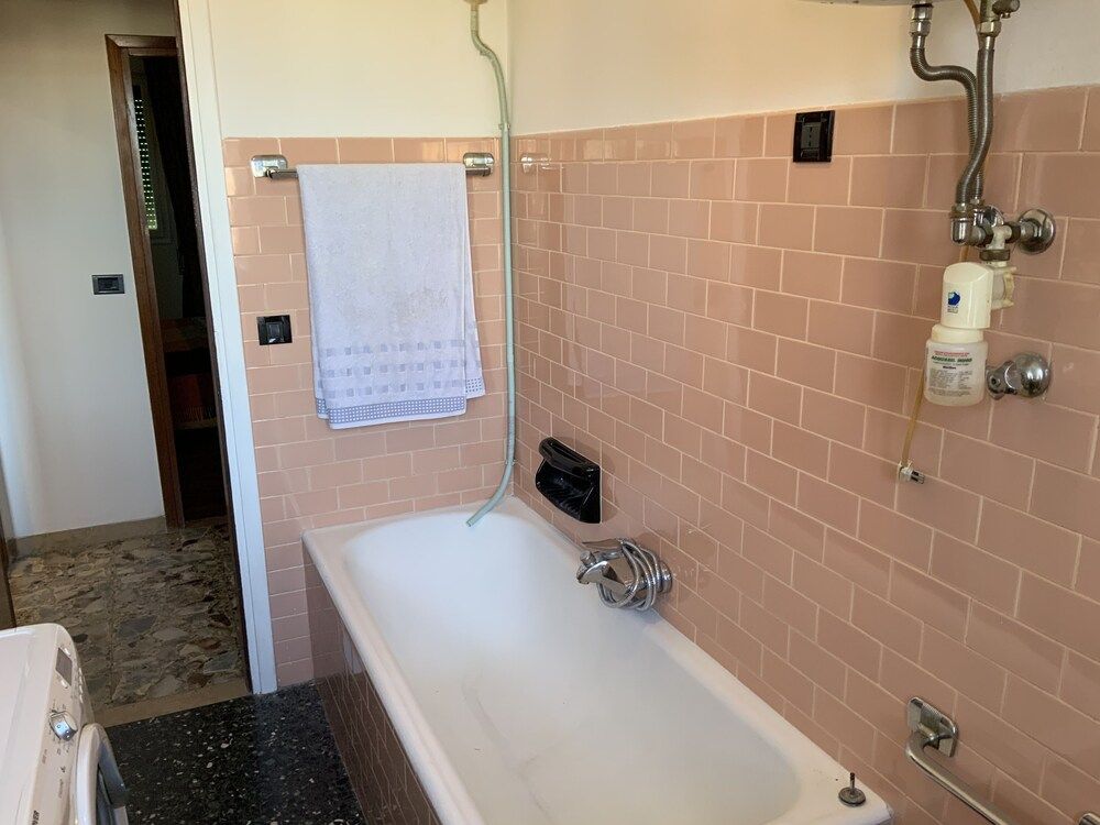 Venice Sweet Home Classic Double Room, Shared Bathroom 11