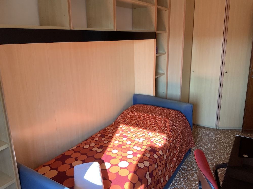 undefined Venice Sweet Home 4