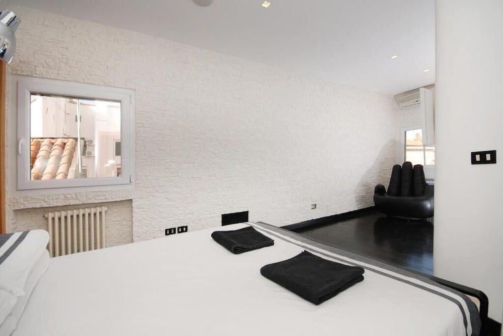 undefined Domus Venetiae 4