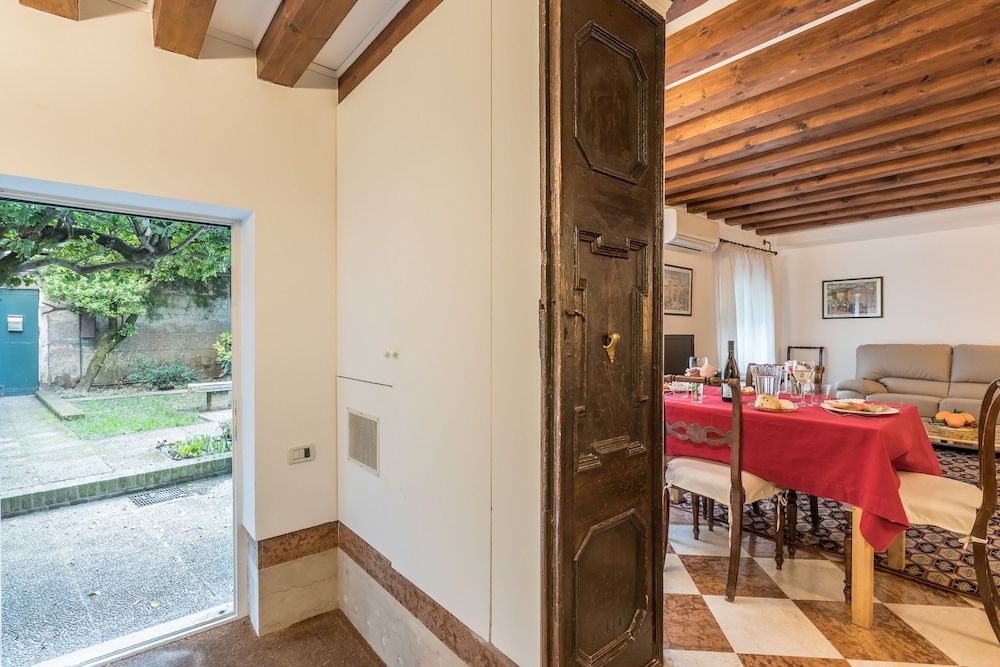 undefined Ca' Carmini with Private Garden 10