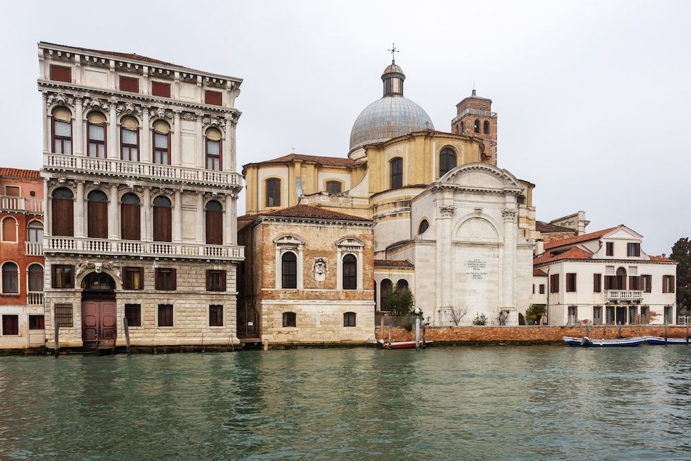 Riva Di Biasio Lovely Flat Apartment, 2 Bedrooms 2