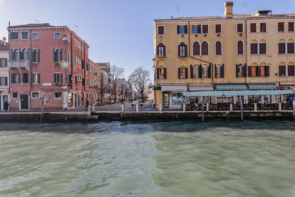 Santa Croce Wonderful Venice Apartment, 2 Bedrooms 23