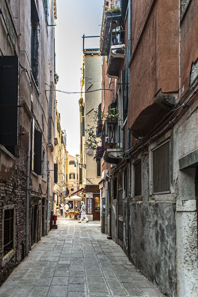 undefined Attico Dei Miracoli R&R 2