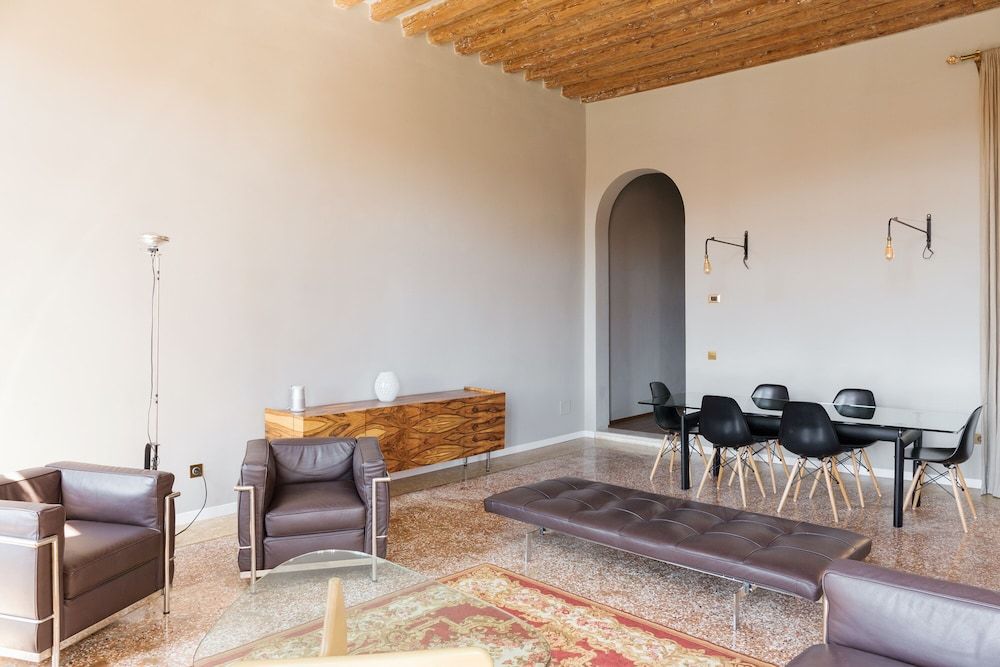 Cà Bellavista Deluxe Apartment, 1 Bedroom, Canal View 13