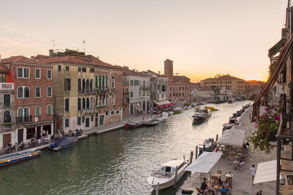 Cà Bellavista Deluxe Apartment, 1 Bedroom, Canal View 34