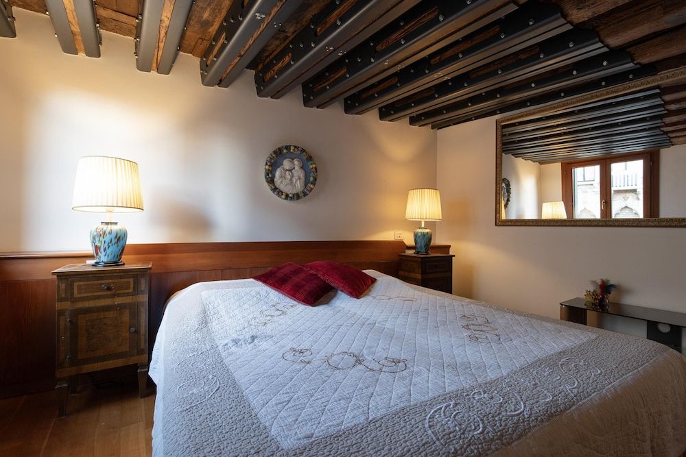 Fortuny 3967 Luxury Suites Wine - Ve-l736-sanm3967at House 7