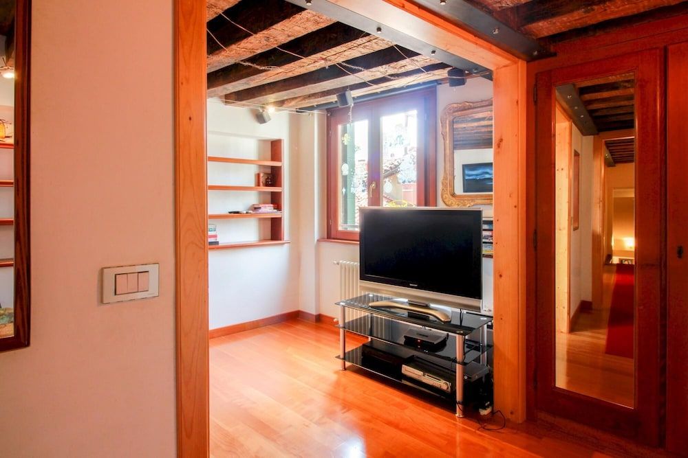 Fortuny 3967 Luxury Suites Wine - Ve-l736-sanm3967at House 39