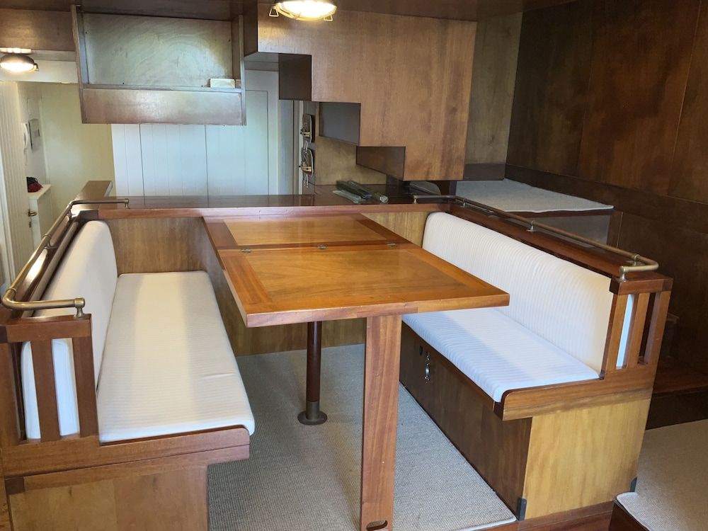 Aquamar - Suite on the beach of Venice Deluxe Apartment 8