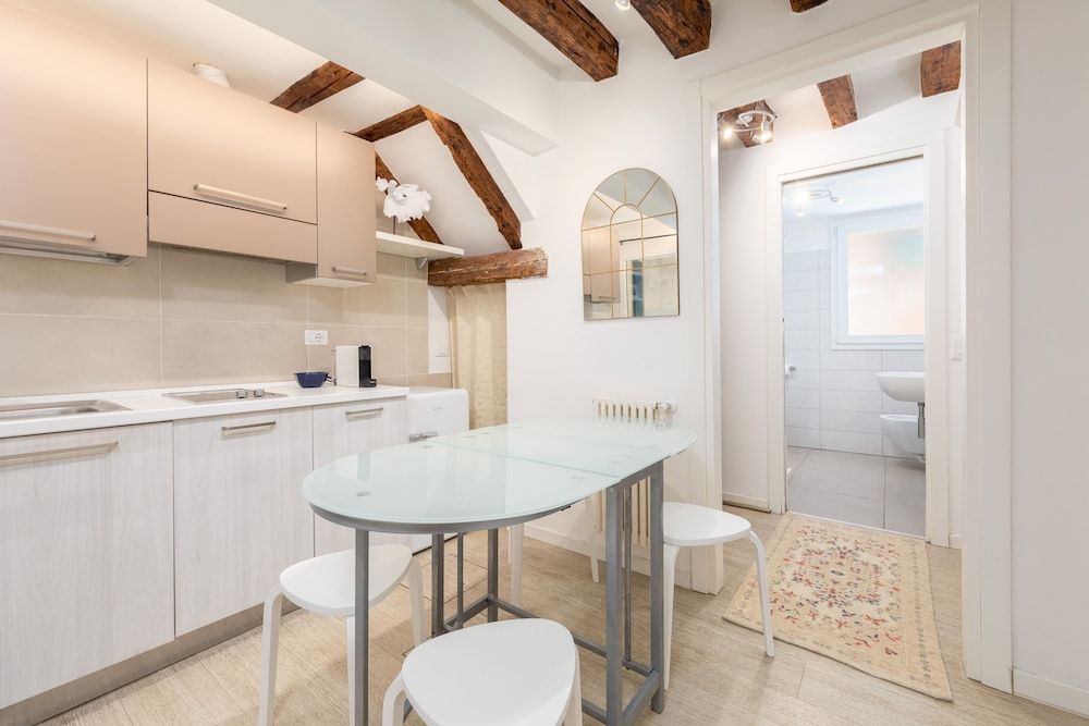 undefined Cadamore 4