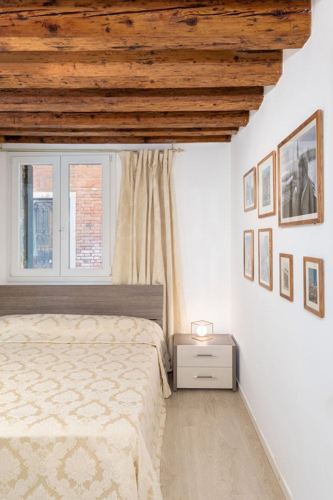 Cadamore Apartment 6