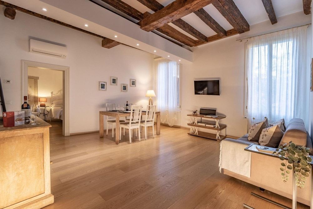 San Zaccaria Boutique Apartment - San Zaccaria Bou Apartment, Smoking 18