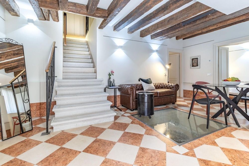 undefined Venice Boutique Apartment - Venice Boutique Apartm 7