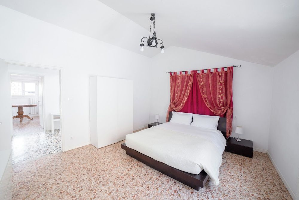 undefined Ca' Rosalba 9