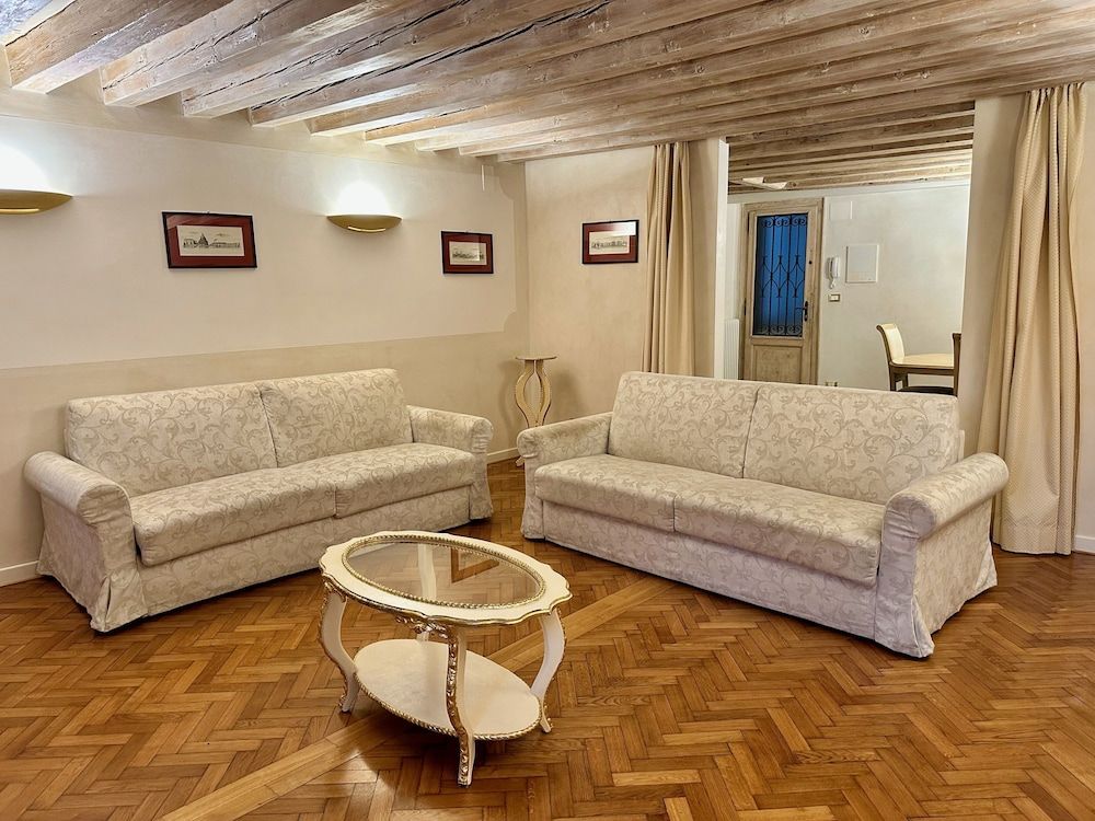 Ca' Giorgia City Apartment 22