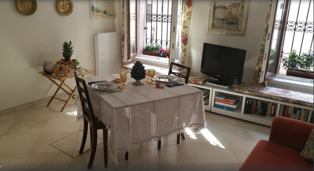 undefined Ca' Da Ponte 10