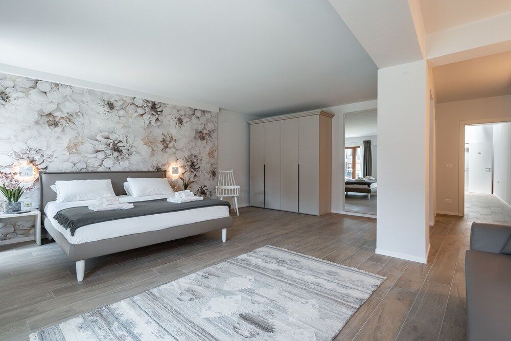 Palace Canal View Superior Suite, Canal View 7