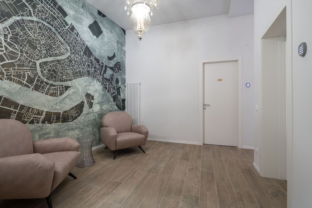 Palace Canal View Junior Suite, Canal View 14