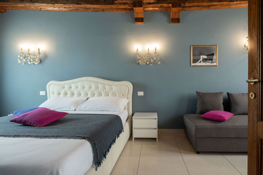 Grand Palace Apartments Design Apartment 7