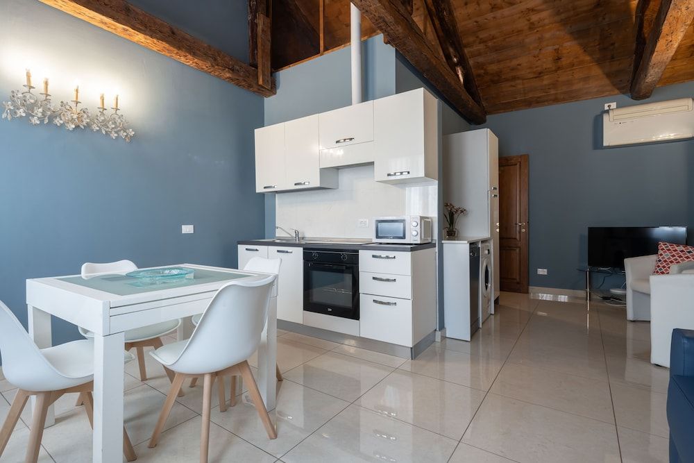 Grand Palace Apartments Design Apartment 2