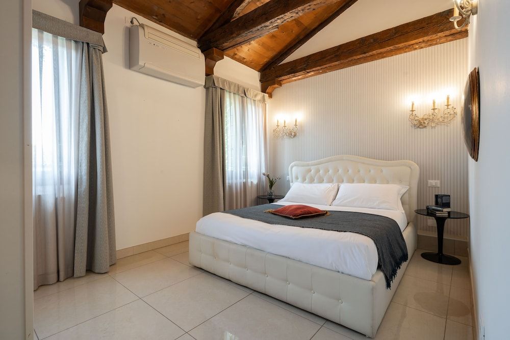 Grand Palace Apartments Classic Apartment 2