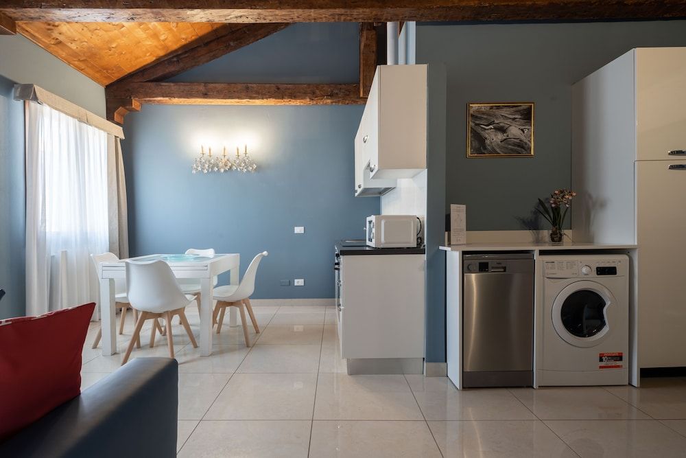 Grand Palace Apartments Design Apartment 6